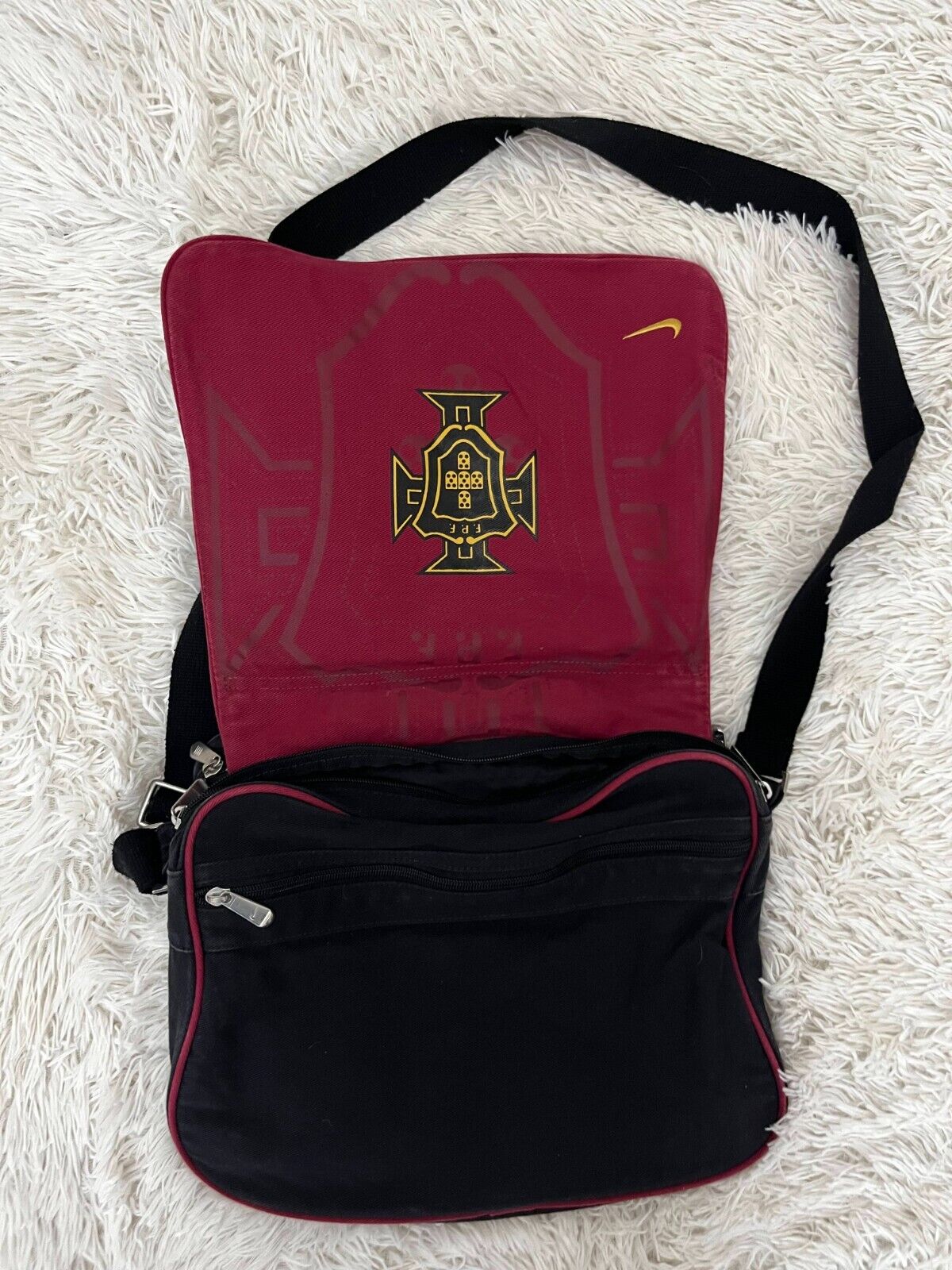 Rare Vintage Nike Shoulder Laptop Bag Computer Portugal Football Team