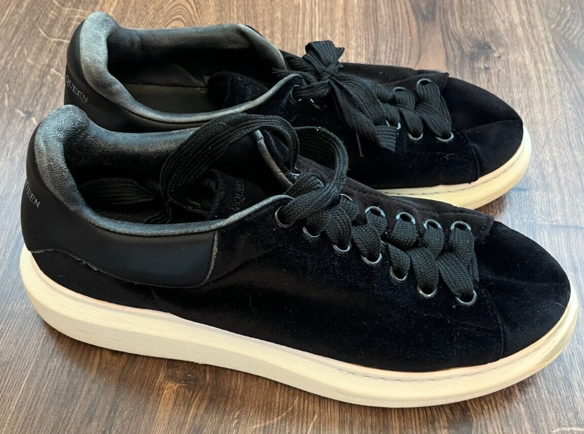 Alexander McQueen Oversized Sneakers Suede Velour Trainers Black Size 43